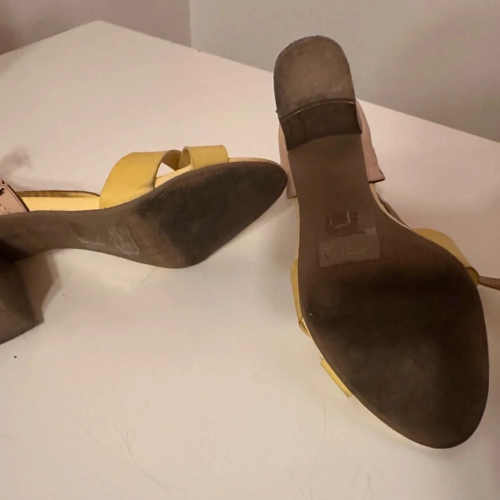 Sandals - Picture 5 of 5